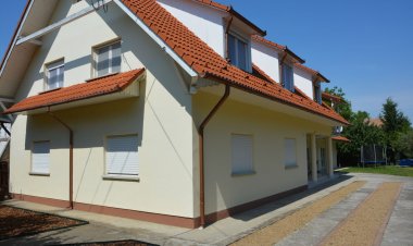 Villon Apartmanház Balatonlelle