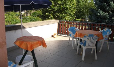 Holdház Apartman Zamárdi