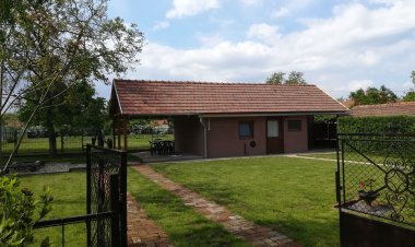 Gyöngyház Apartman Tiszafüred