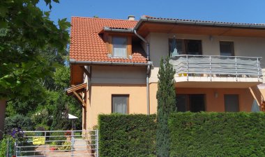 Steiner Vízközeli Apartman Balatonboglár