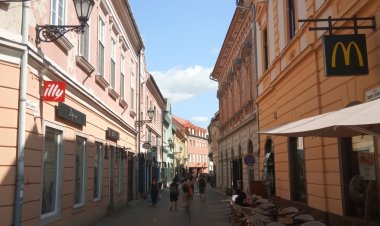 Four Seasons Apartman Eger