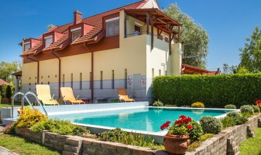 Familia 2 Apartman Balatonmáriafürdő