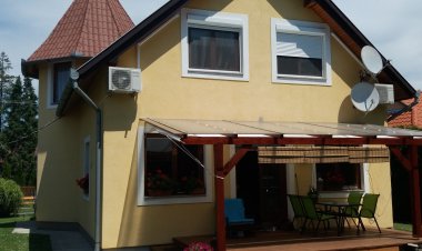 Hajas Familia Kiadó Szobák Balatonmáriafürdő