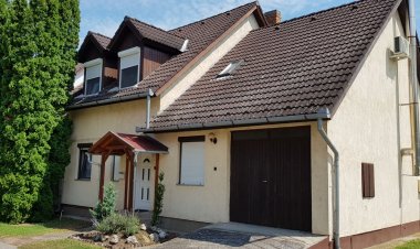 Zalán Apartmanház Balatonboglár
