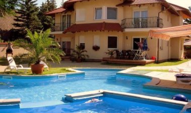 Happy Sun Medencés Apartman Siófok