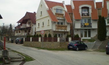 Lugas Apartman Csopak