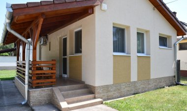 Pipacs Apartman Soltvadkert