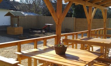 Tiszai-Ékkő Apartmanház Tiszafüred