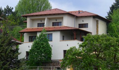 Abbázia Apartmanház Balatonalmádi