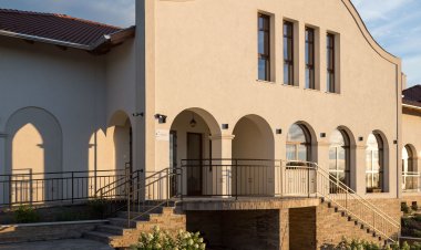 Rádhé Resort és Syám Meditációs és Rendezvényközpont Somogyvámos