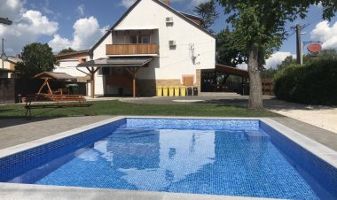 Famvarga Apartmanok Balatonfenyves