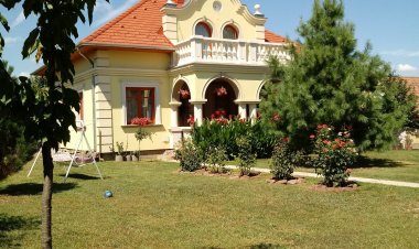 Debóra Apartman Balatonőszöd