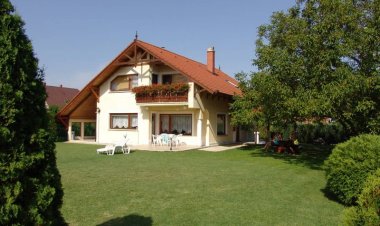 Frankie Holiday Apartmanok Balatongyörök