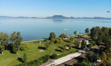 Napsugár Club és Panzió Fonyód