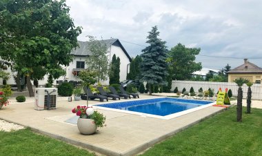 Krisztián Apartman Tiszanána