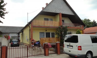 Marsovszki Családi Ház Balatonszárszó