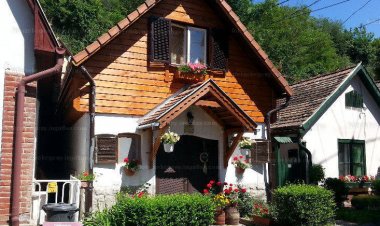 Műterem Apartmanház Zebegény