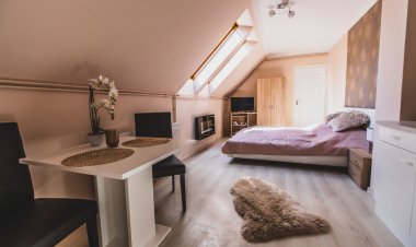 Tenkes-Tourist Apartmanok Siklós