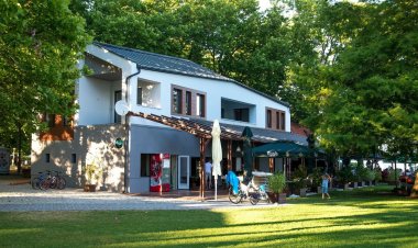 Villa Mangó Apartman Balatongyörök