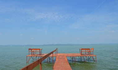 Tóparti Apartmanház Balatonszárszó