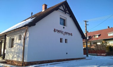 Pongrácz Apartman Zirc