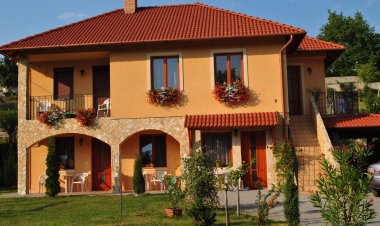 Mediterrán Apartmanház Eger