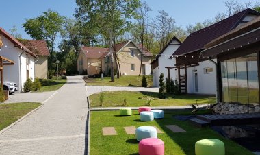 Kenese-Völgye Villahotel Balatonkenese