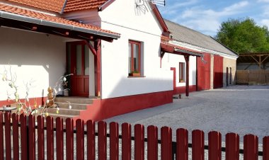 Szitakötő Vendégház Magyarszombatfa