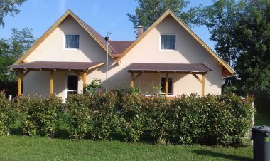 Bánk Bán Apartman Balatonszemes