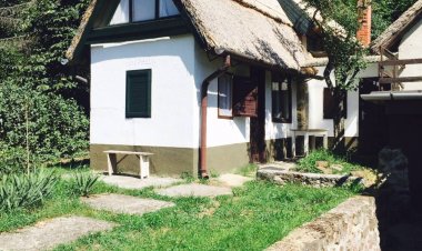 Strandház Szigliget