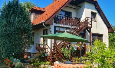 Családi Apartman Balatonszemes