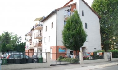 Laura Wellness Apartman Siófok