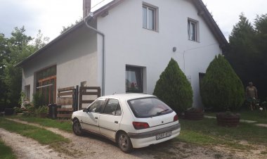 Fecskeház Apartman Almásháza