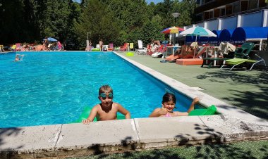 Neptun Apartmanház Platánsor Balatonföldvár