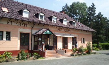 Fenyő Panzió és Étterem Ásotthalom