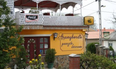 Aranyhordó Panzió és Étterem Pere