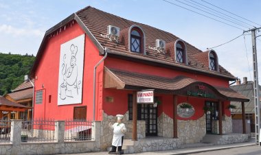 Sirok Vár Panzió Étterem Sirok