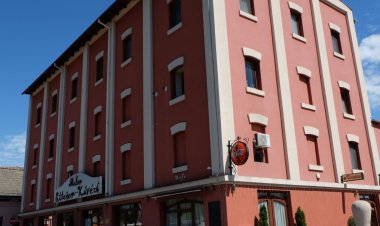 Malom Club Étterem-Panzió Baja