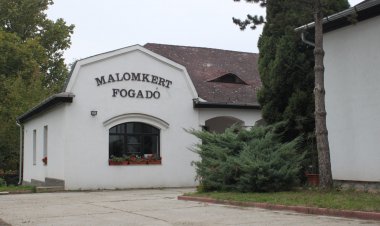 Malomkert Panzió Szob