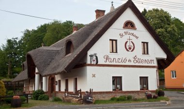 St.Michael Panzió és Lovaspark Vasszentmihály