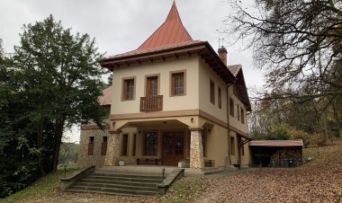 Szelcepuszta Kastélyszálló Szin