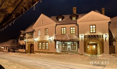 Halasi Pince Panzió Étterem Villány