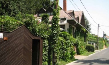 Ház az Árnyas Fák Alatt Badacsony