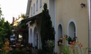 Herbi Panzió Balatonkenese