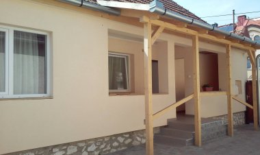 Borostyán Panzió Egerszalók