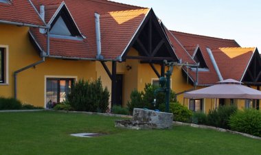 Huber Panzió és Vendégház Fertőrákos