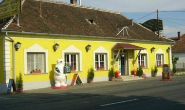 Cafe Rick Kávéház és Panzió Nádasd