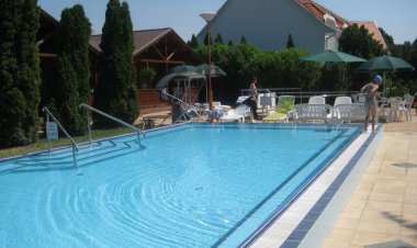 Ötfaház Termálvizes Panzió Bogács