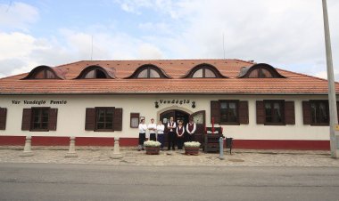 Vár Vendéglő Panzió Sárospatak