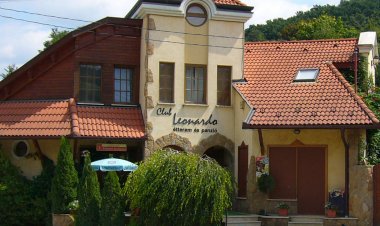 Club Leonardo Panzió Mogyorósbánya